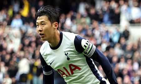 的中场球员 的中场球员